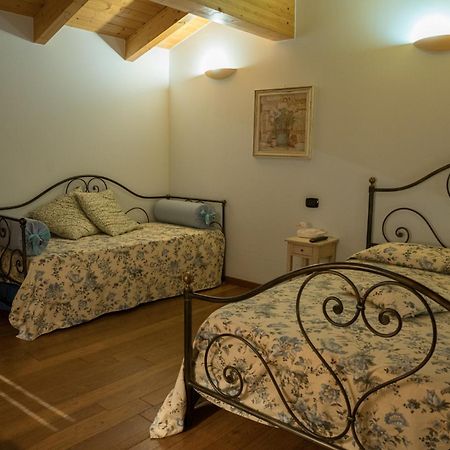 Agriturismo Corte Morandini Valeggio sul Mincio Exterior foto